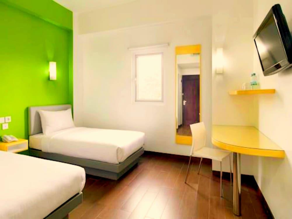 Amaris Hotel Nagoya Hill - Batam מראה חיצוני תמונה